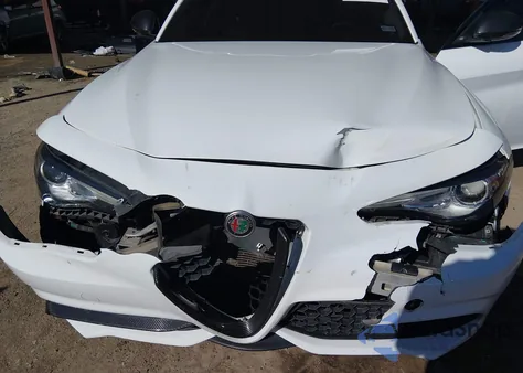 2018 Alfa Romeo Giulia Awd from USA, damaged, VIN ZARFAEDN3J7573502